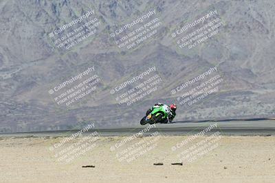 media/Dec-07-2025-CVMA (Sun) [[3e7d2de5dc]]/Race 8-Middleweight Shootout/